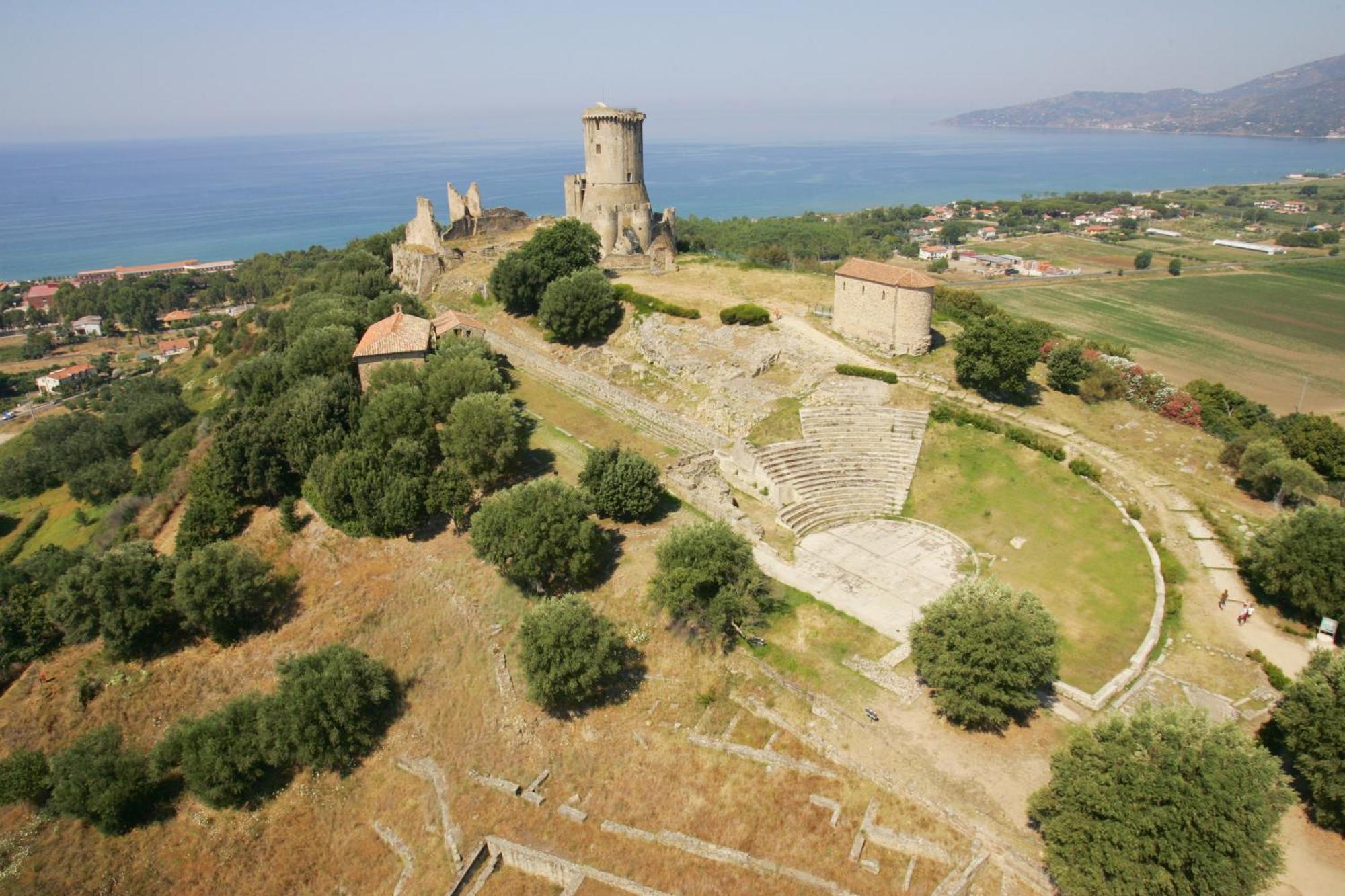 Agriturismo La Petrosa Ceraso Екстериор снимка