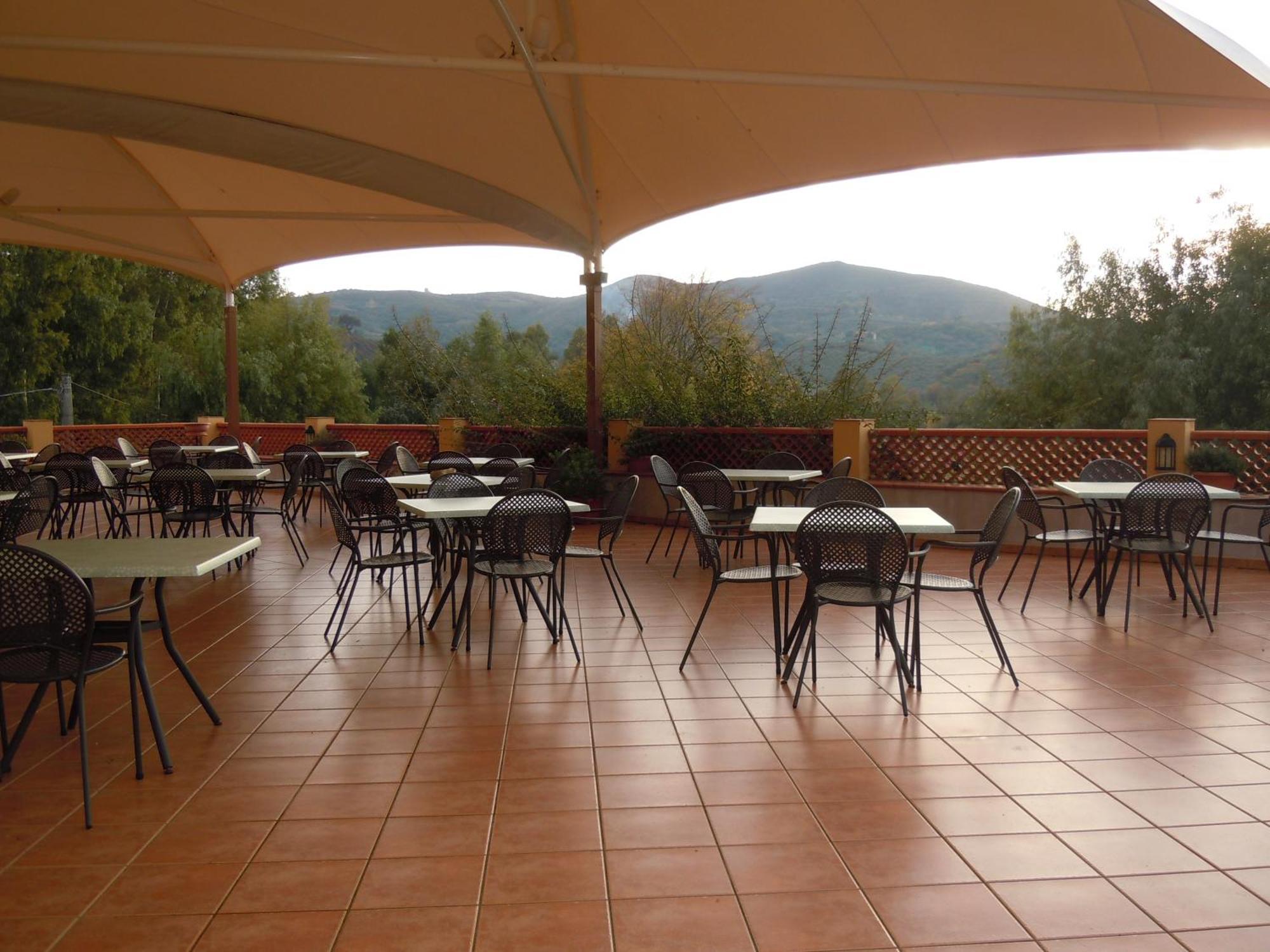 Agriturismo La Petrosa Ceraso Екстериор снимка